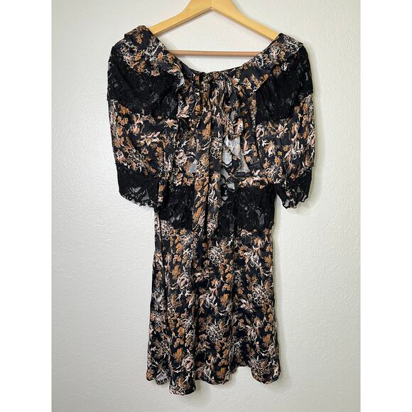 Free People Lucie Mini Dress Fairy Whimsy Goth Lace Floral Black Size 6 - Picture 5 of 6